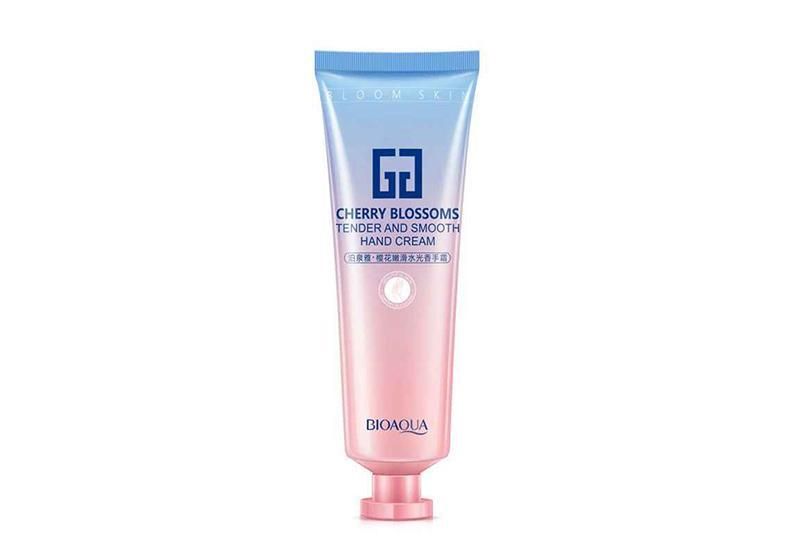 Увлажняющий крем для рук с экстрактом сакуры Bioaqua Cherry Blossoms Hand Cream (60 г)